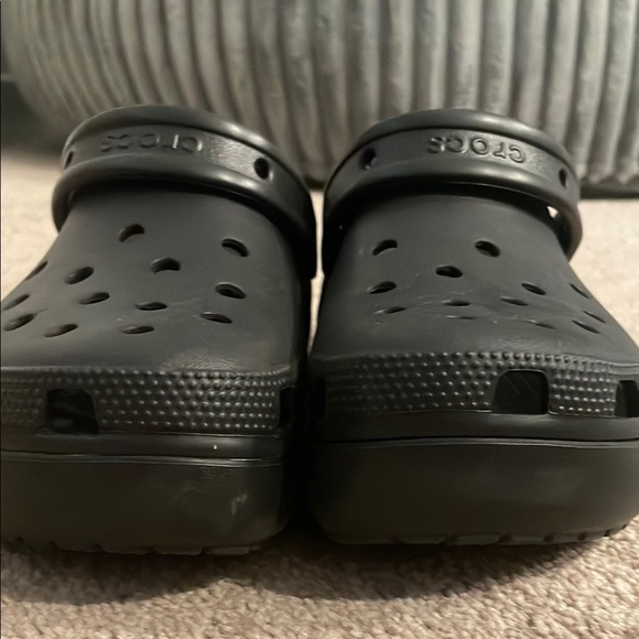CROCS Women’s Platform Black Slip-On Sandals (never worn) - Picture 3 of 5